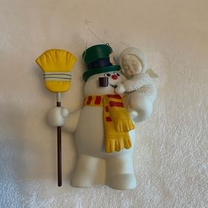 Snowbabies Frosty the Snowman “Jolly and Happy with You”
